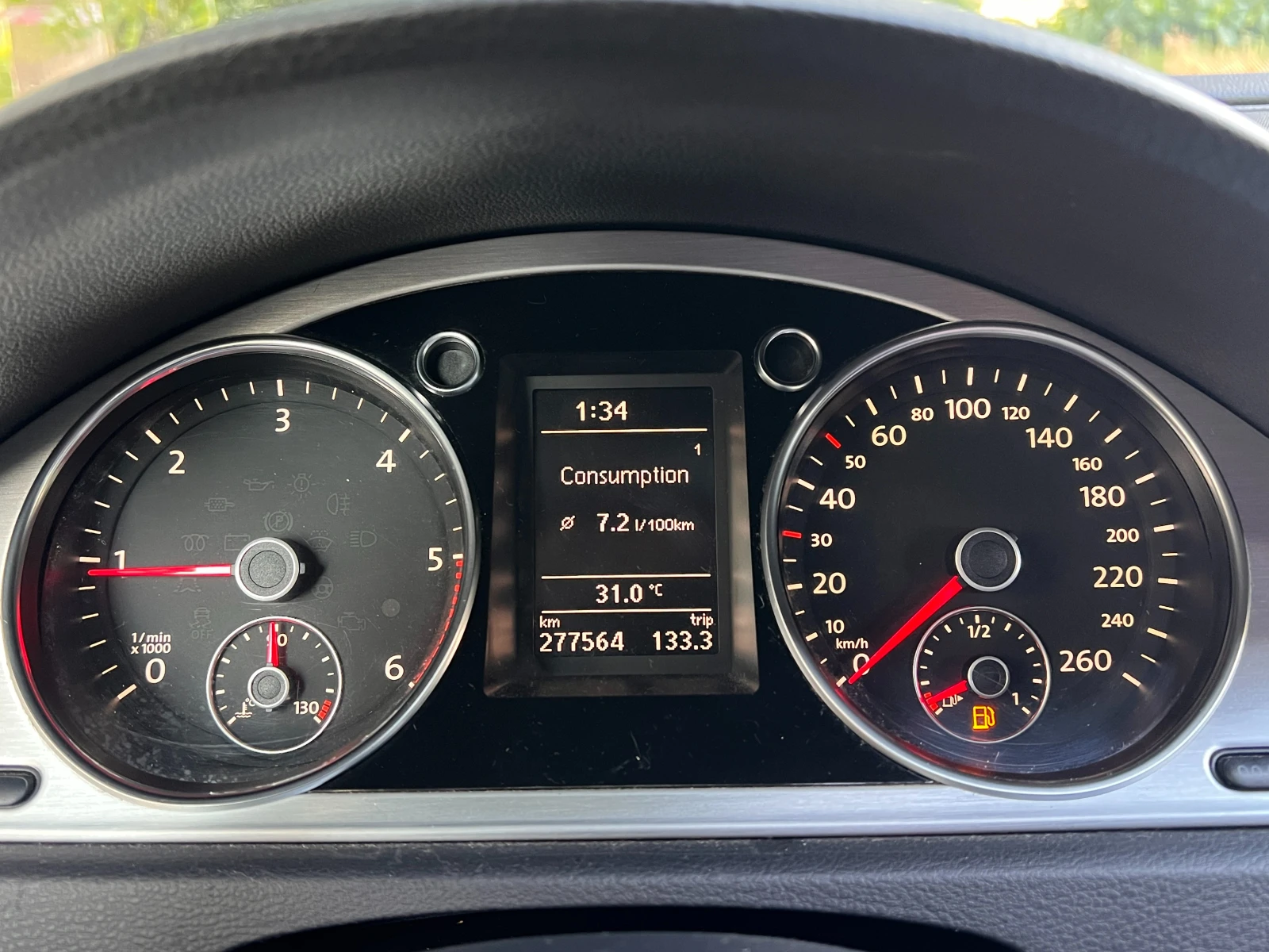 VW Passat 2.0TDi Highline Подгрев Алкантара Навигация Камера, снимка 17 - Автомобили и джипове - 55067497