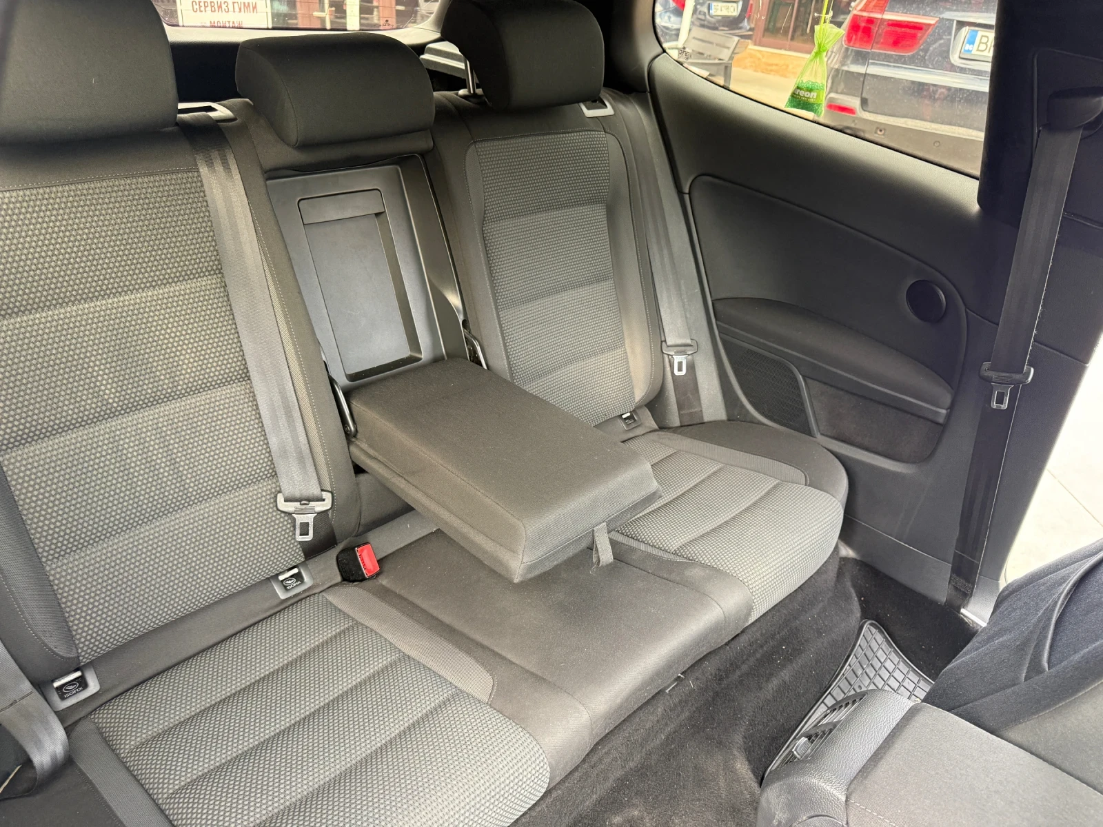 VW Golf 1.4TSI DSG  NAVI, снимка 10 - Автомобили и джипове - 55252396