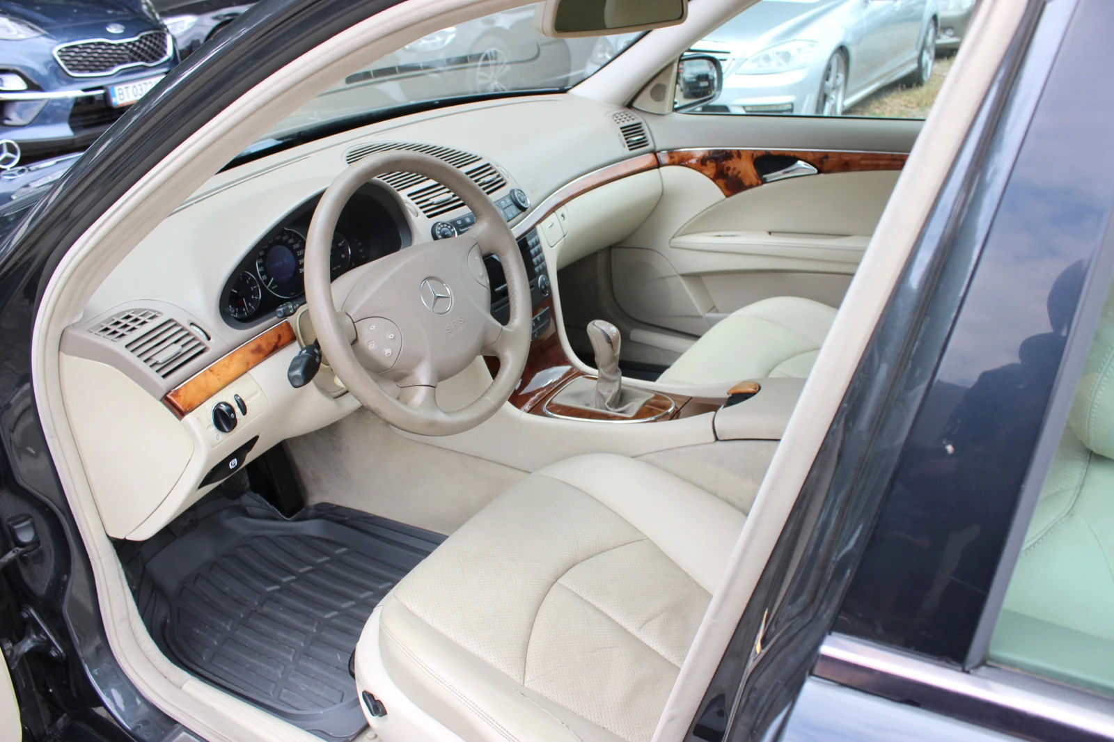 Mercedes-Benz E 200 CDI  НОВ ВНОС   , снимка 9 - Автомобили и джипове - 55414036