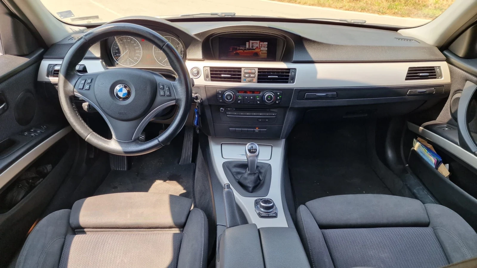 BMW 320 320д, снимка 9 - Автомобили и джипове - 55607173