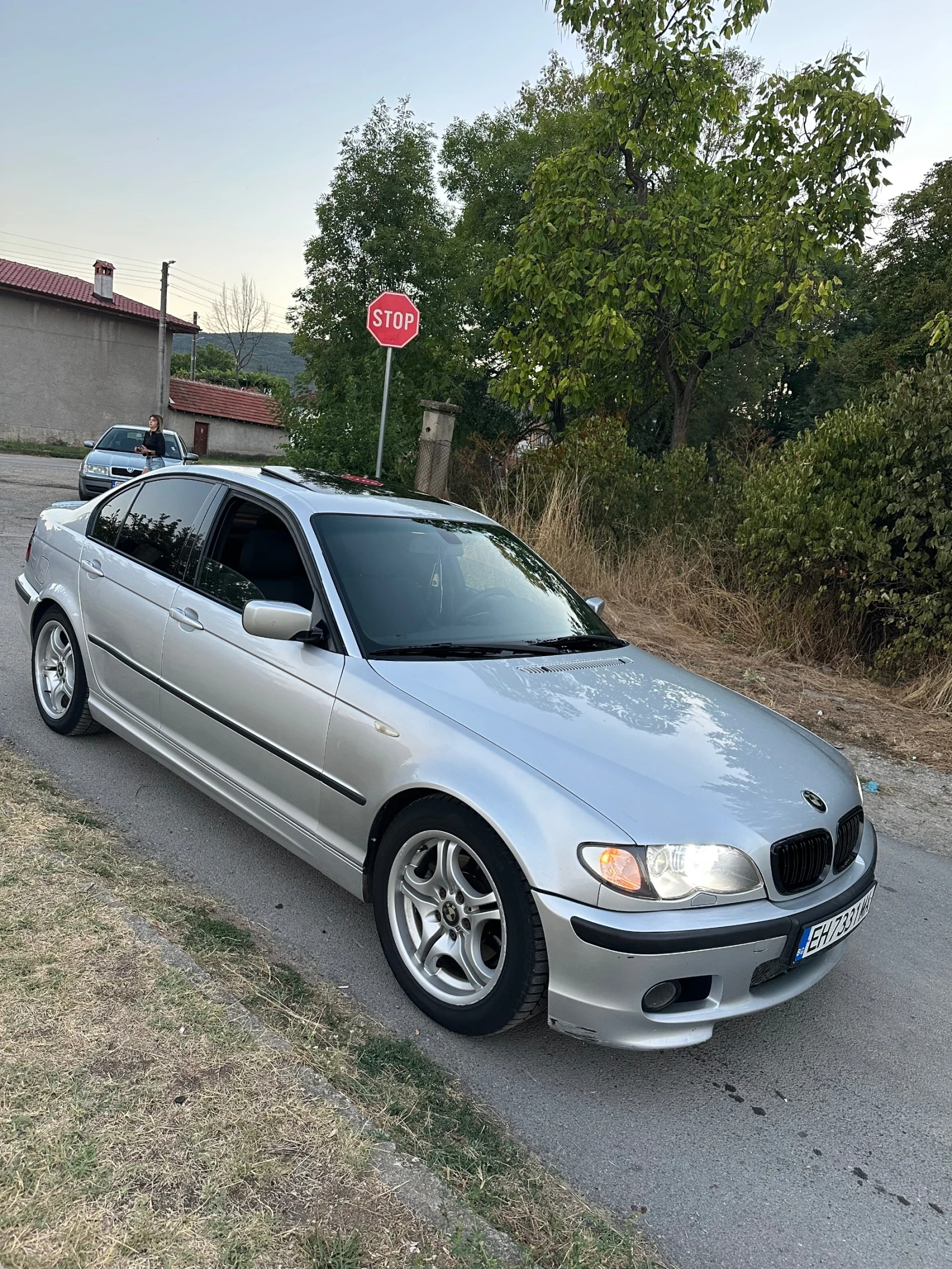 BMW 320, снимка 2 - Автомобили и джипове - 55729289