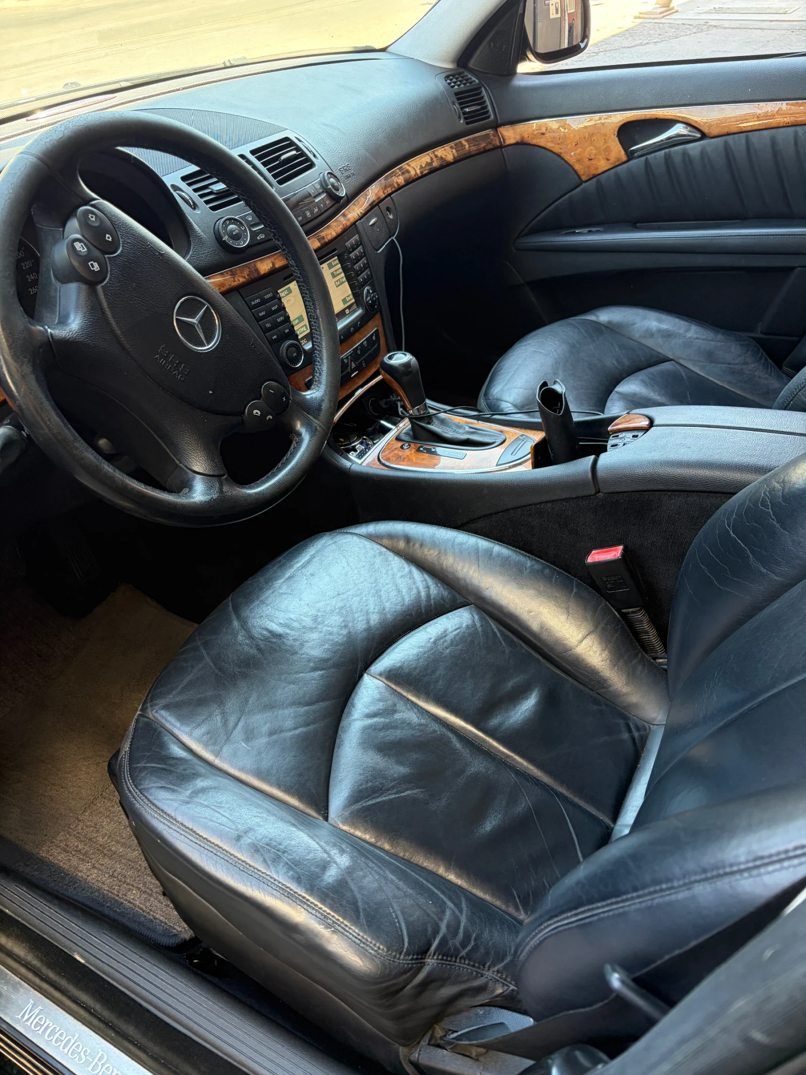 Mercedes-Benz E 350 EVO, снимка 10 - Автомобили и джипове - 55743873
