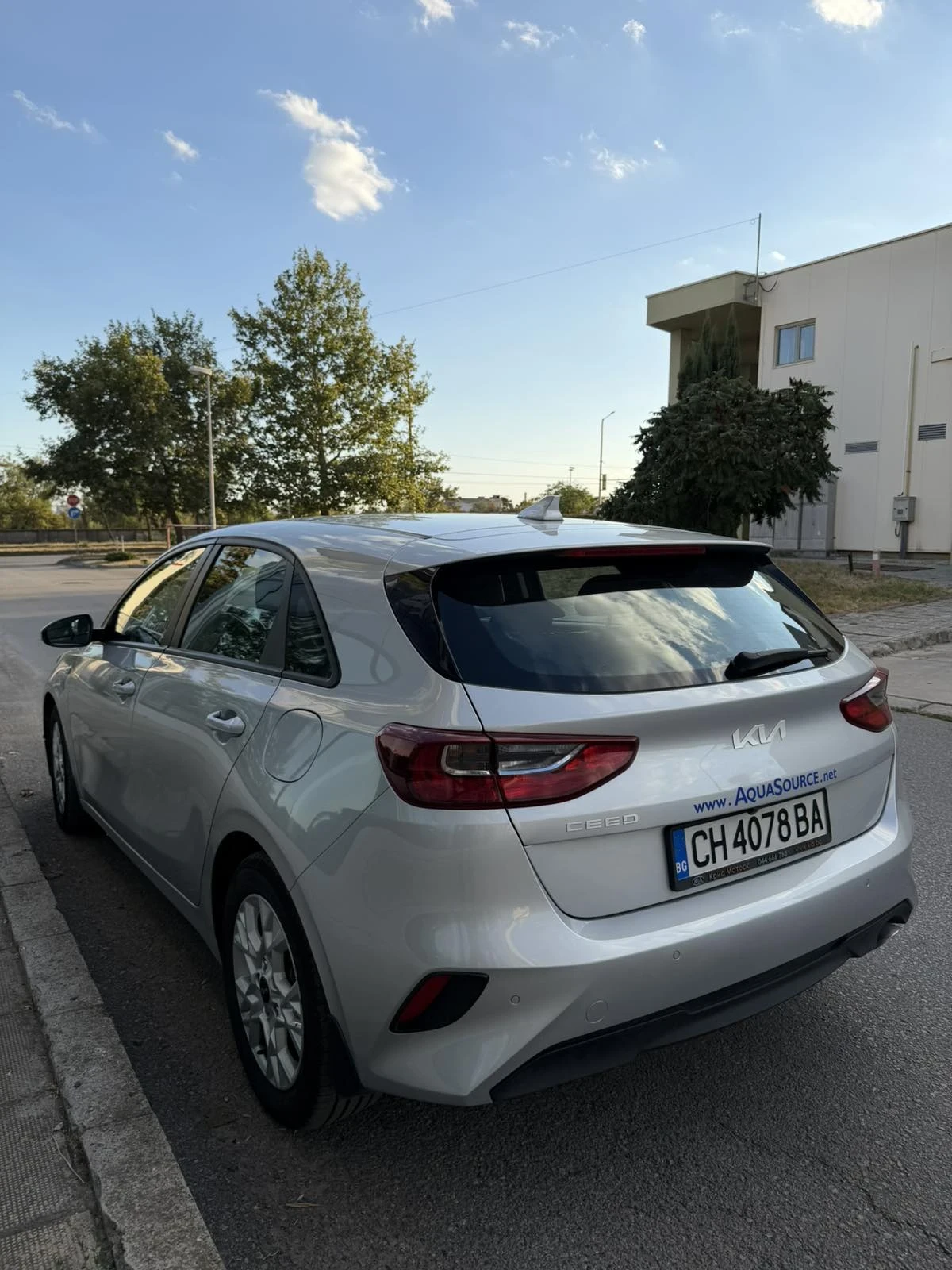 Kia Ceed, снимка 4 - Автомобили и джипове - 56211165