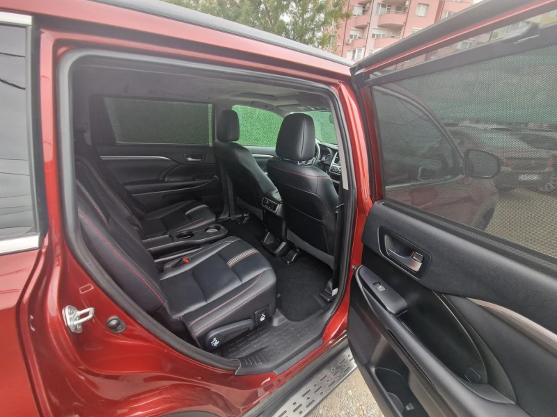 Toyota Highlander 7 МЕСТНА= ПОДГРЯВАНЕ= 3.5 V6= ТОП= , снимка 12 - Автомобили и джипове - 49284381
