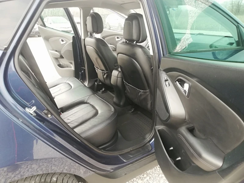 Hyundai IX35 2.0CRDI KLI 4x4 184 ks, снимка 12 - Автомобили и джипове - 49300416