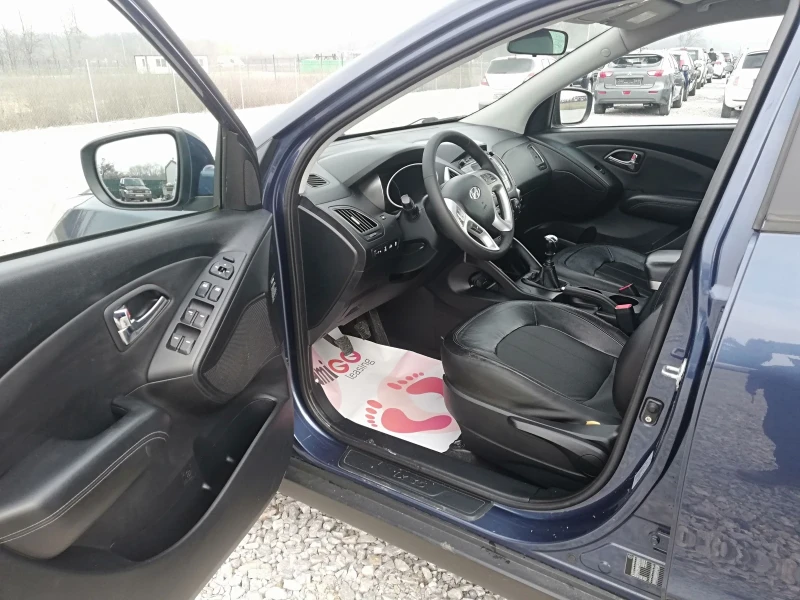 Hyundai IX35 2.0CRDI KLI 4x4 184 ks, снимка 9 - Автомобили и джипове - 49300416