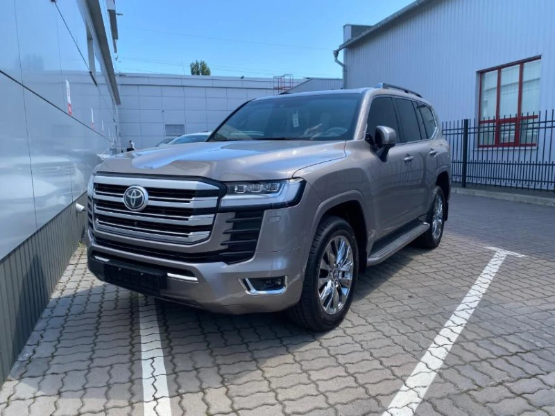 Toyota Land cruiser Land Cruiser 300 Фабрично нова, снимка 2 - Автомобили и джипове - 53045732