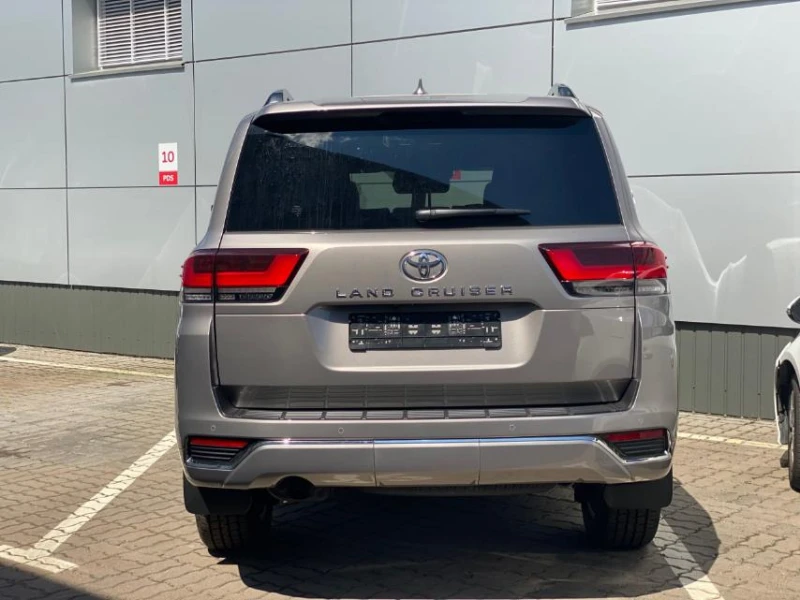 Toyota Land cruiser Land Cruiser 300 Фабрично нова, снимка 4 - Автомобили и джипове - 53045732
