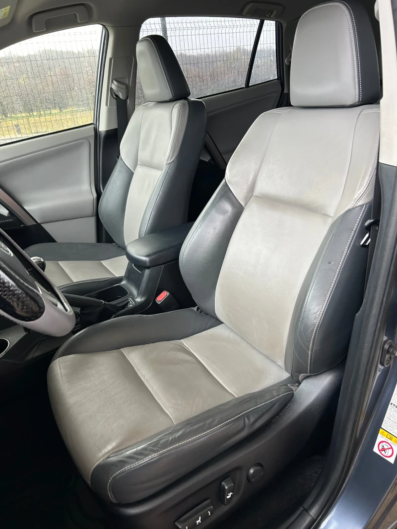 Toyota Rav4 2.2D4d, 150ps, 4x4, 145000 km., снимка 9 - Автомобили и джипове - 52676679
