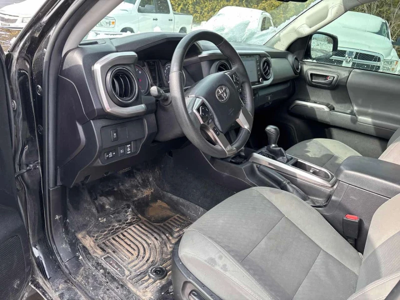 Toyota Tacoma * 4x4 Double Cab Auto * 2 КЛЮЧА* KEYLESS* ПОДГРЕВ*, снимка 5 - Автомобили и джипове - 53558925