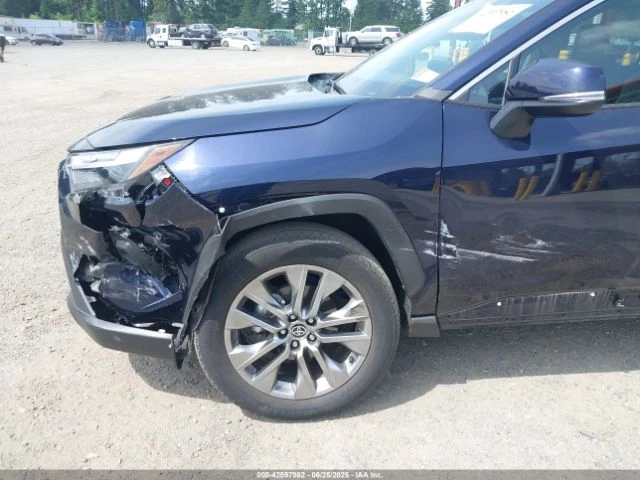 Toyota Rav4 XLE PREMIUM - изображение 6