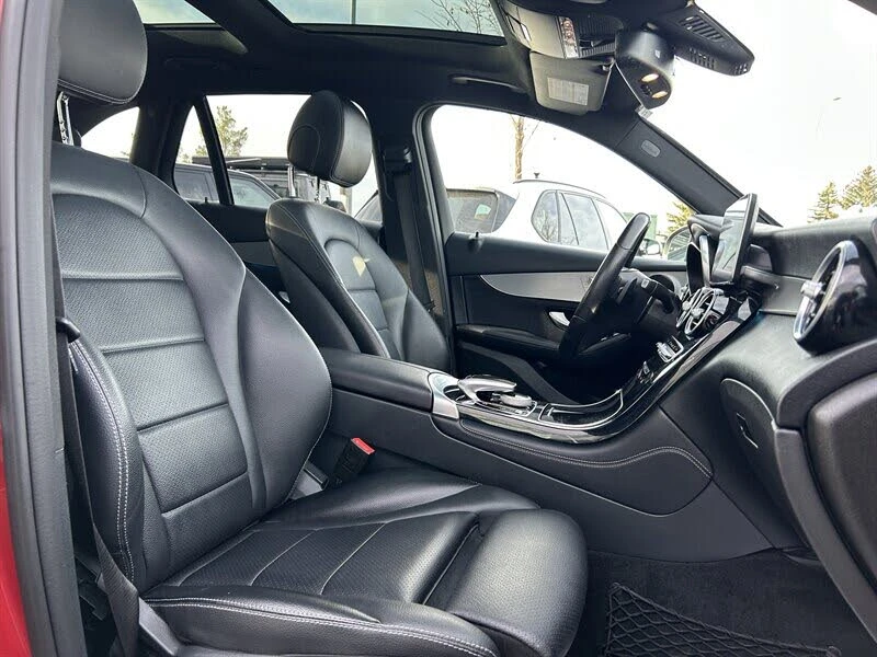 Mercedes-Benz GLC 300 4MATIC CAM* ПОДГРЕВ* KEYLESS* PANO* , снимка 14 - Автомобили и джипове - 52800813