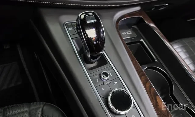 Cadillac Escalade 6.2 Premium Luxury Platinum* 360 камери* HUD* Вент, снимка 9 - Автомобили и джипове - 56687987