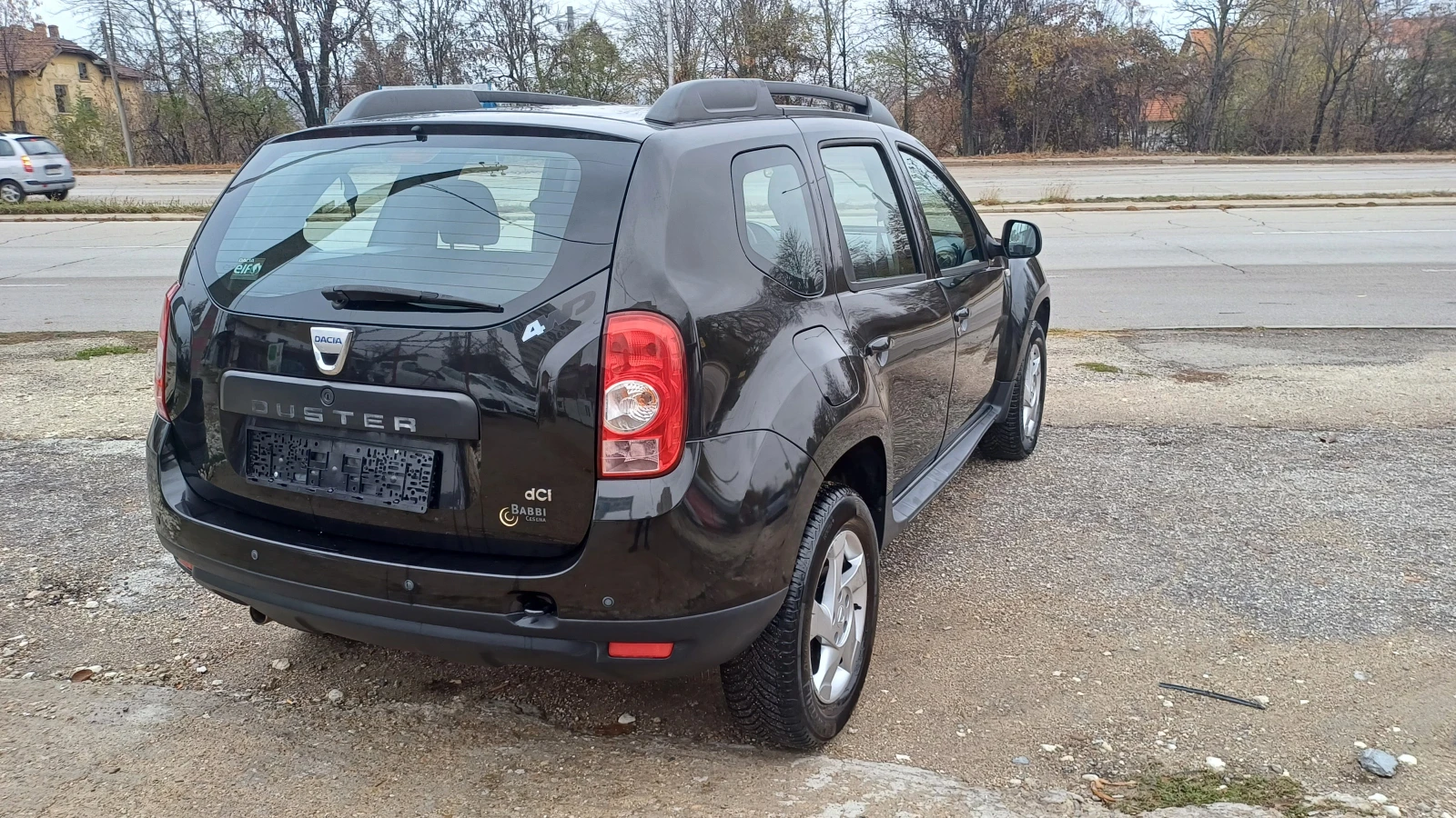 Dacia Duster  1.5DCI, 4x4 - изображение 5