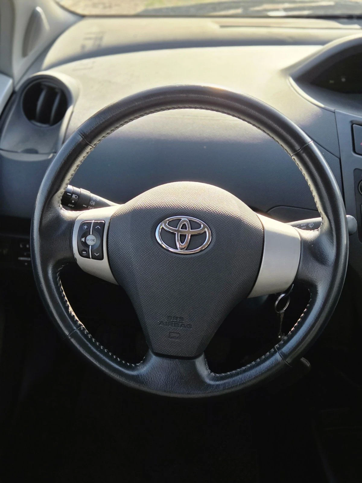 Toyota Yaris 1.0i 70ps LIZING | Mobile.bg � ����������� 12
