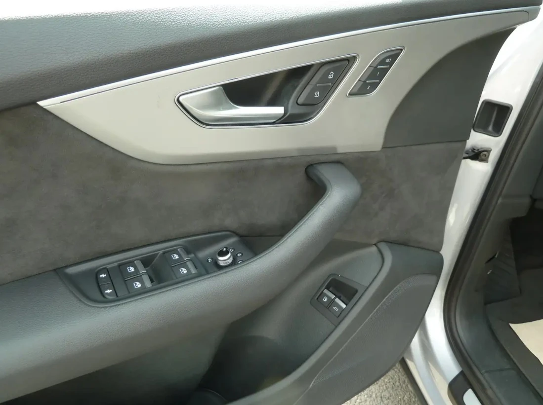 Audi Q7 55 TFSI Quattro - изображение 7