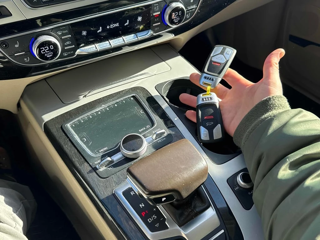 Audi Q7 Technik  CARFAX | Mobile.bg � ����������� 10