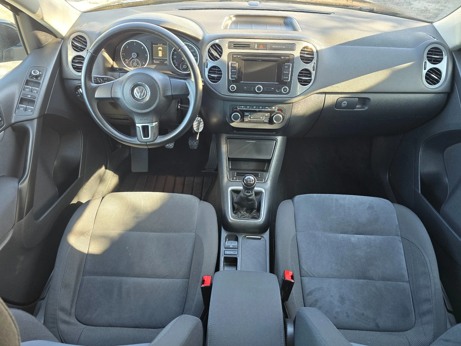 VW Tiguan 2.0TDi-4Motion-Higline, снимка 8 - Автомобили и джипове - 53824073