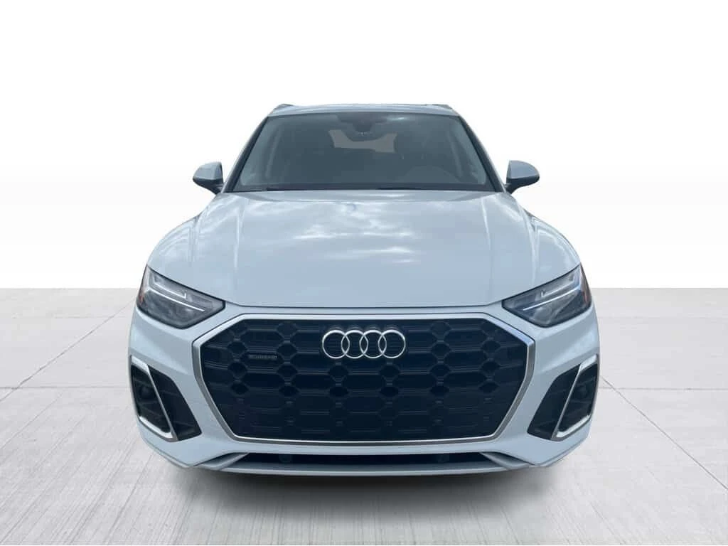 Audi Q5 Progressiv S Line/ДИСТРОНИК/ПАНОРАМА, снимка 2 - Автомобили и джипове - 54028583