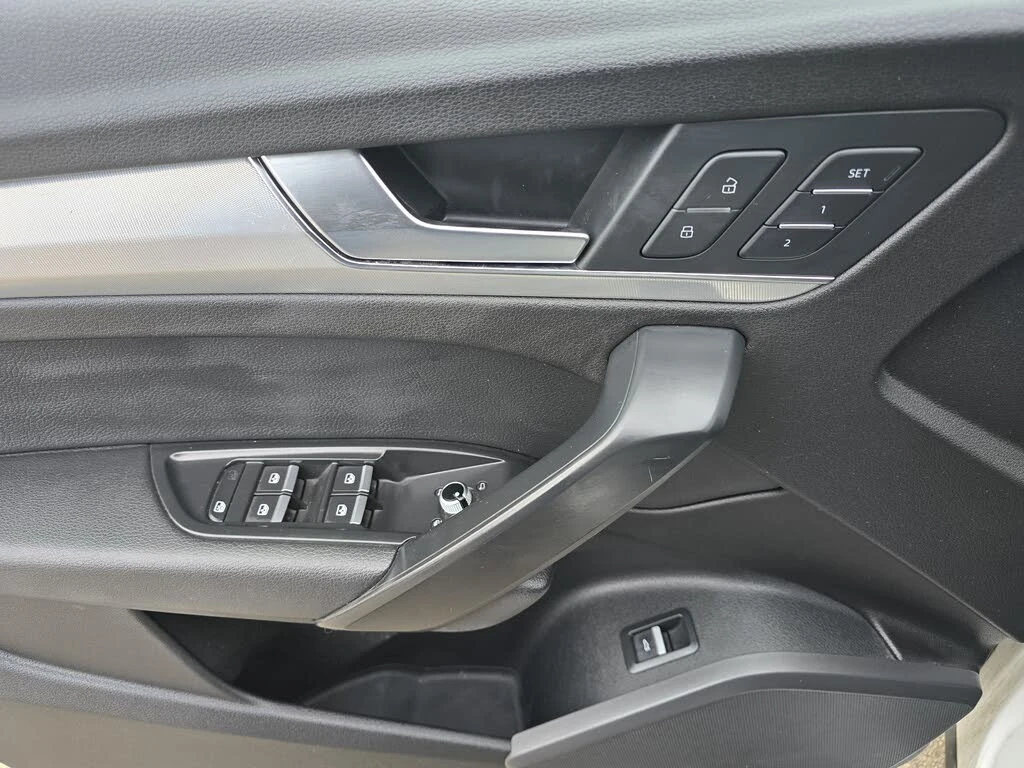 Audi Q5 * AвтоКредит * (ЦЕНА ДО БГ), снимка 8 - Автомобили и джипове - 54333188