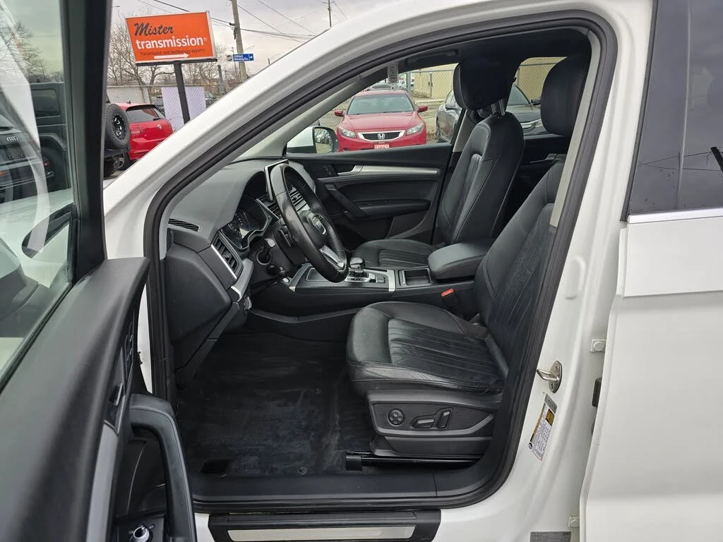 Audi Q5 * AвтоКредит * (ЦЕНА ДО БГ), снимка 9 - Автомобили и джипове - 54333188