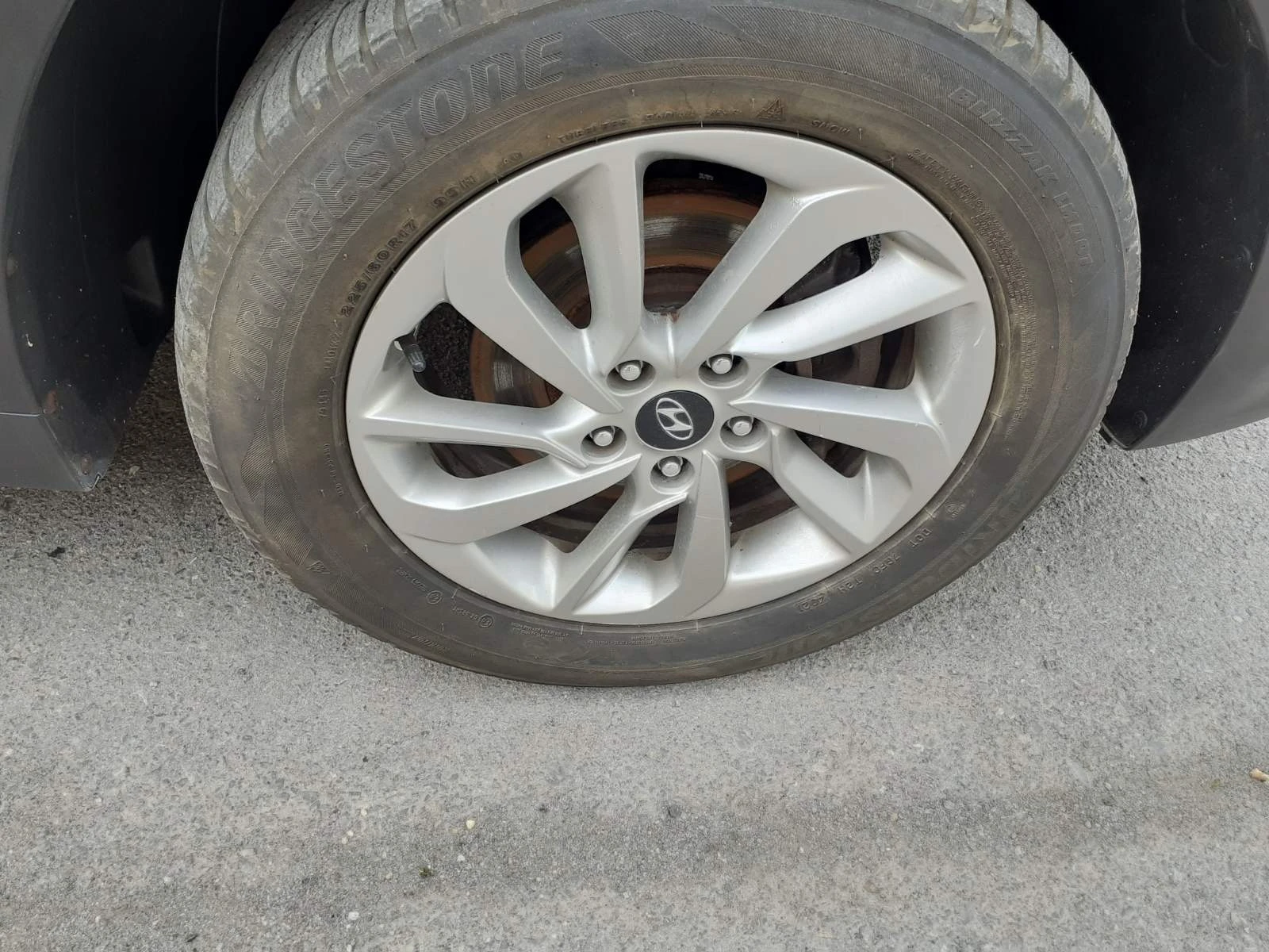 Hyundai Tucson 1, 7 CRDI PREMIUM-NAVI-CAMERA.DVD TV  KAMERA 6KC. , снимка 16 - Автомобили и джипове - 54519385