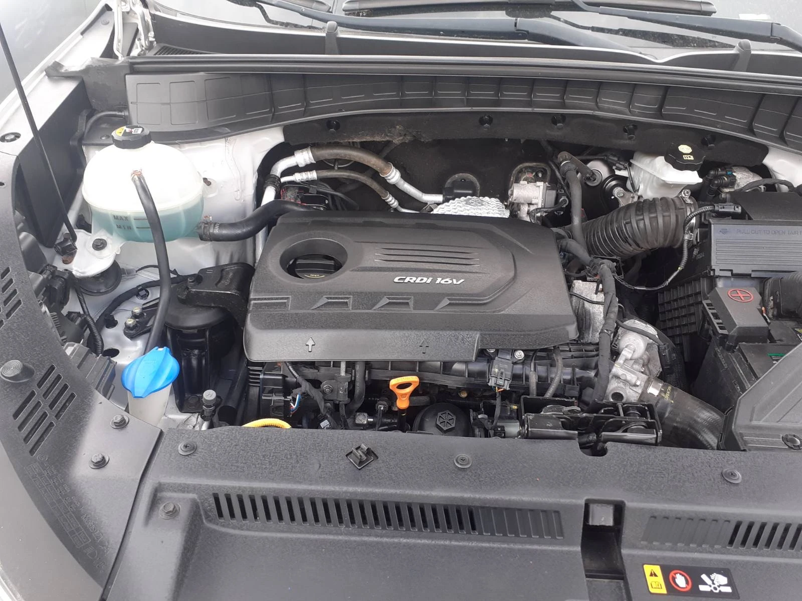 Hyundai Tucson 1, 7 CRDI PREMIUM-NAVI-CAMERA.DVD TV  KAMERA 6KC. , снимка 17 - Автомобили и джипове - 54519385