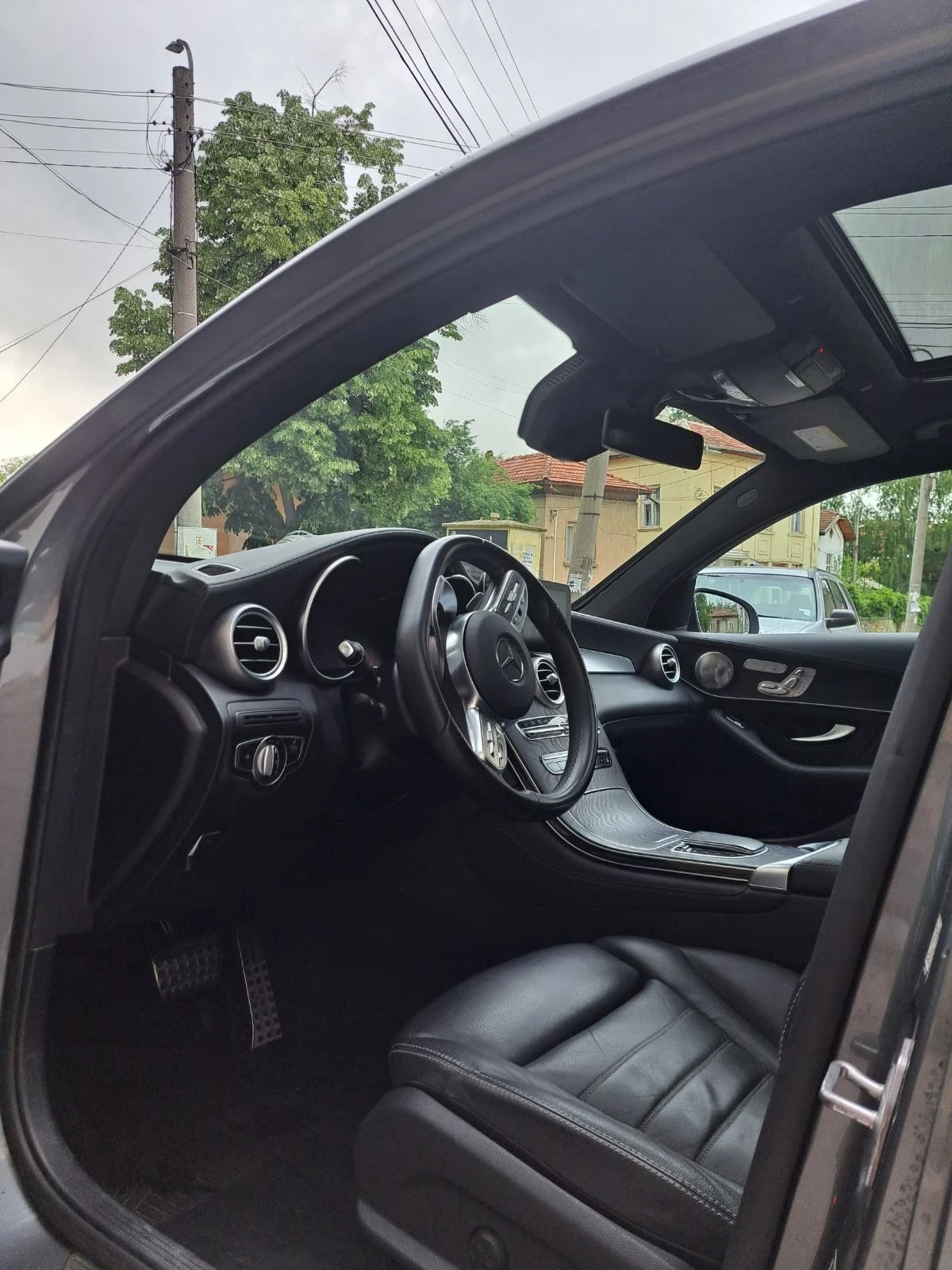 Mercedes-Benz GLC 300, снимка 17 - Автомобили и джипове - 54730424