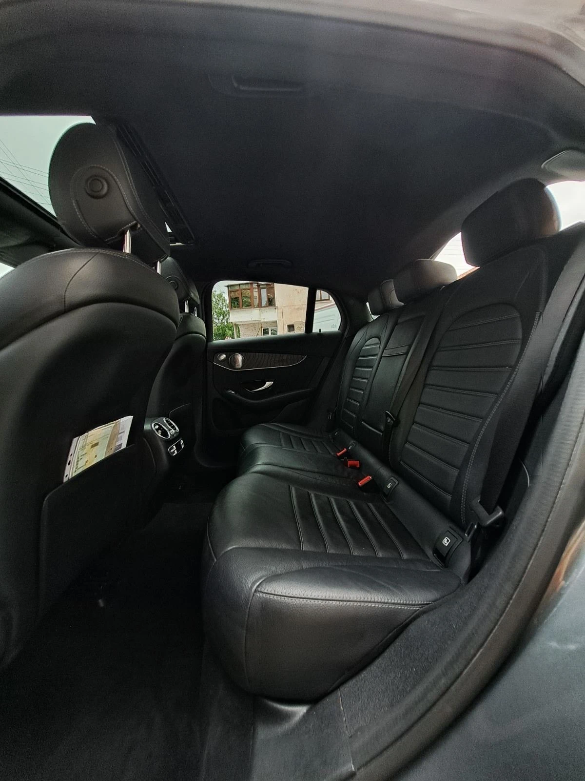 Mercedes-Benz GLC 300, снимка 10 - Автомобили и джипове - 54730424
