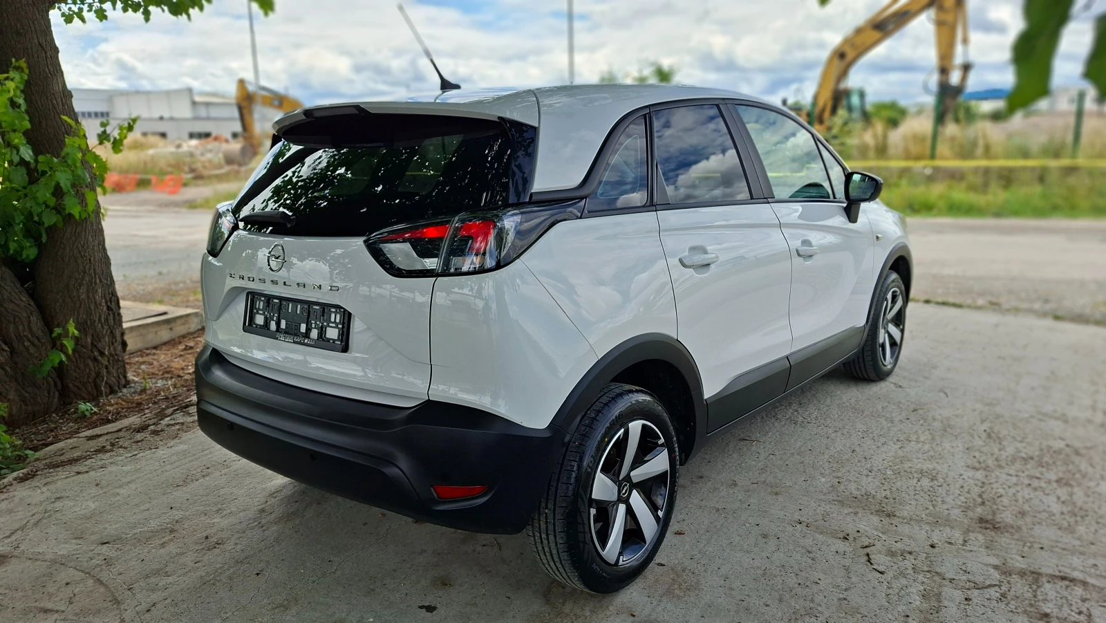 Opel Crossland X 1.2i 110k.c. Full LED, снимка 4 - Автомобили и джипове - 54904276