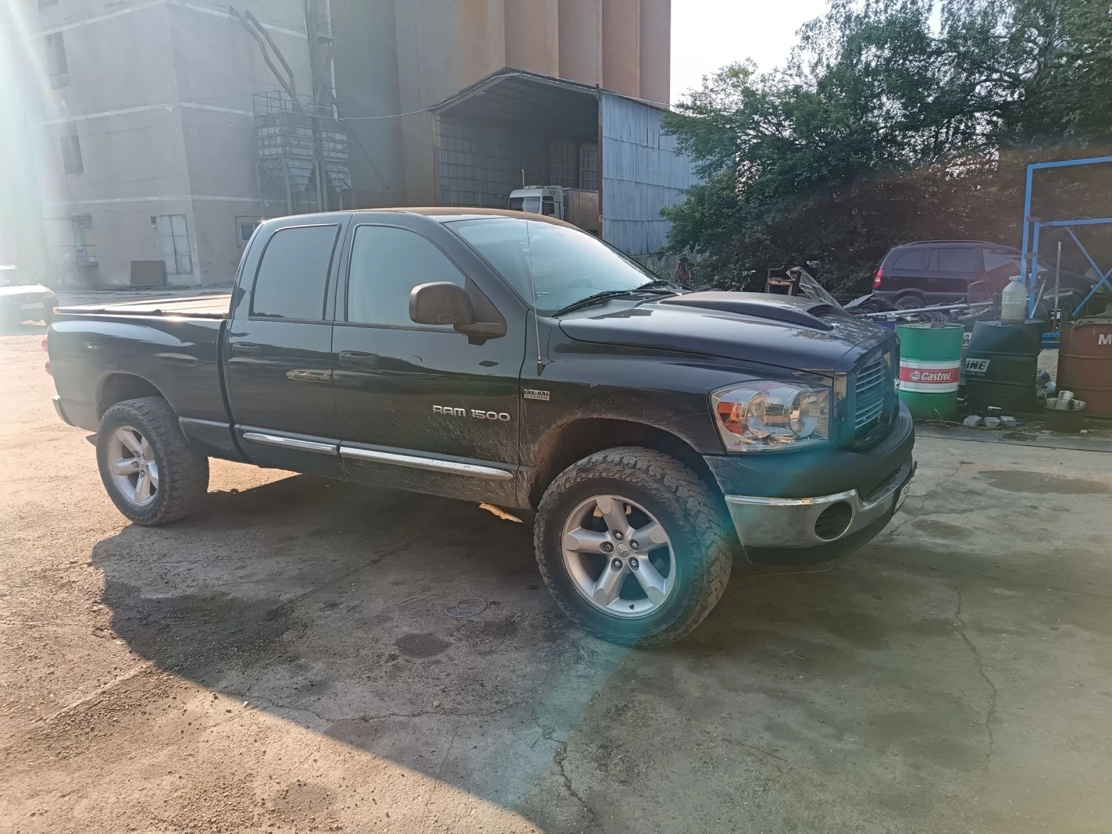 Dodge RAM 1500, снимка 3 - Автомобили и джипове - 55077182