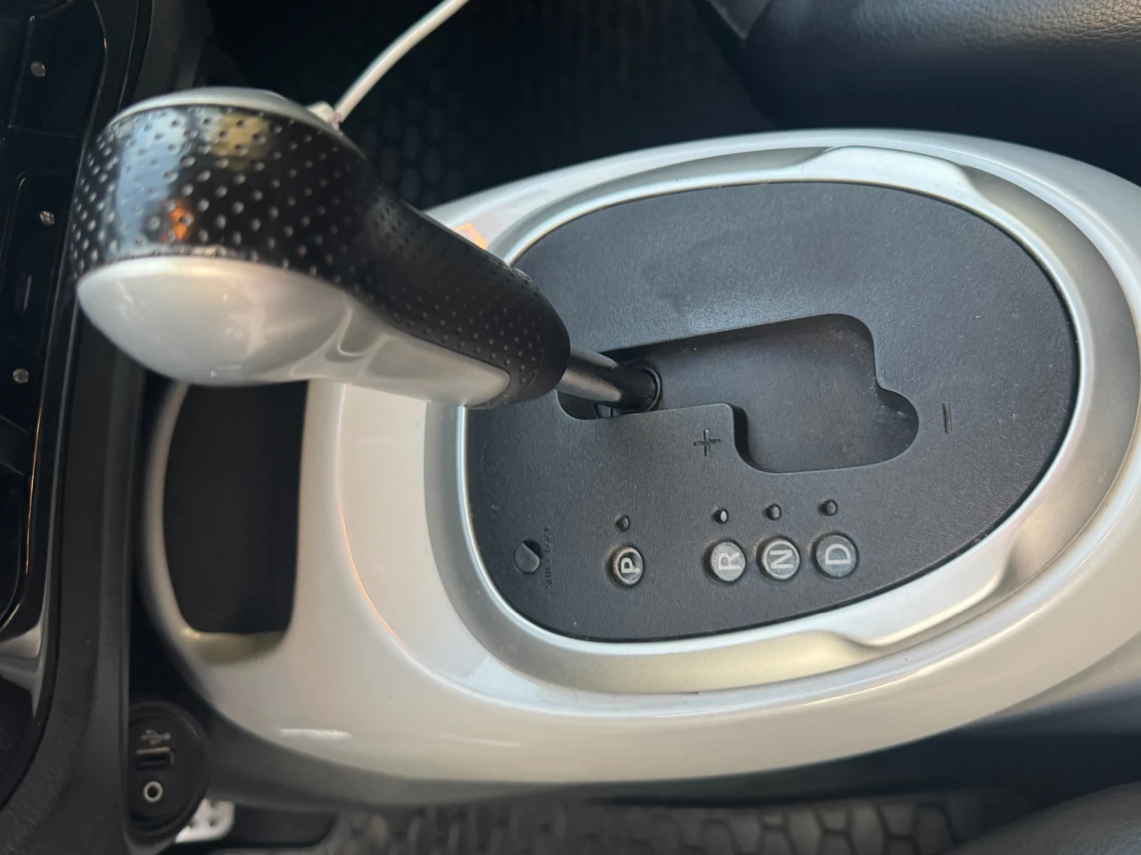 Nissan Juke, снимка 8 - Автомобили и джипове - 55149236