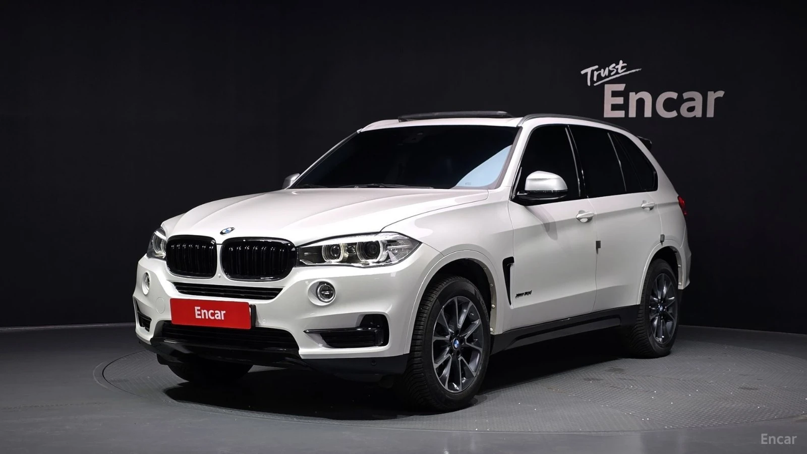 BMW X5 xDrive 30d* HUD* КОЖА* НАВИ* ПАНО
