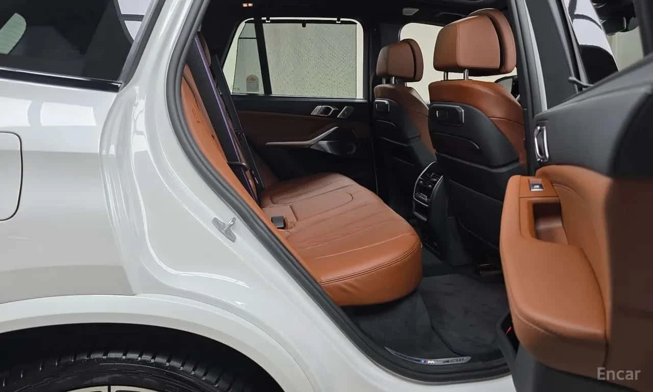 BMW X5 * M60i * МАСАЖИ * ХЕДЪП * ОБДУХВАНЕ, снимка 11 - Автомобили и джипове - 55564805