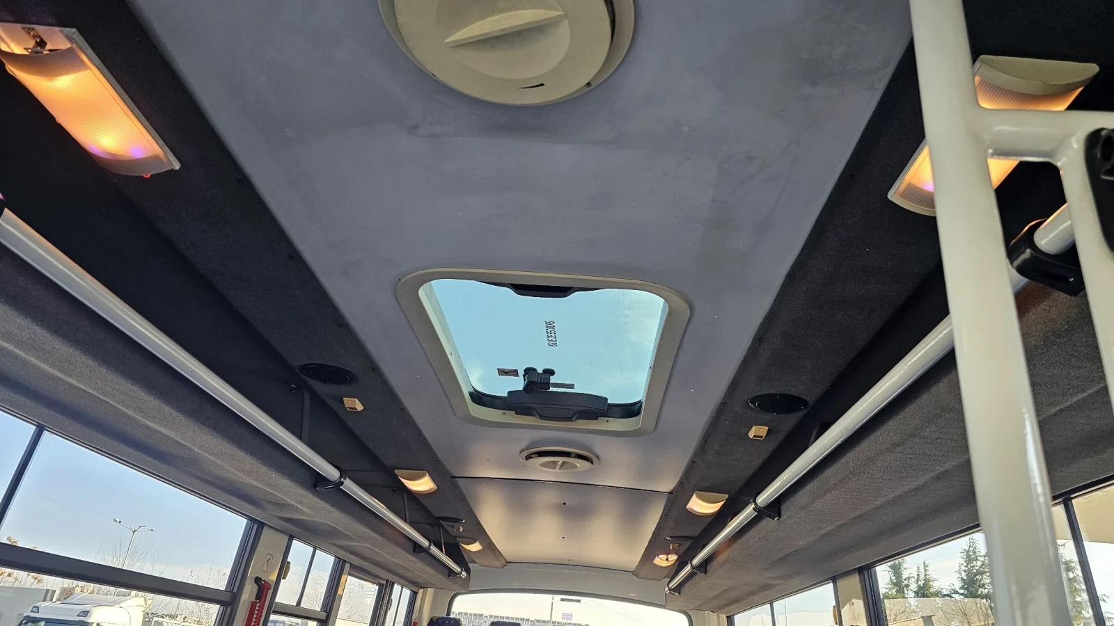 Iveco Daily  IRISBUS  3.0 - 180 -31   | Mobile.bg   13