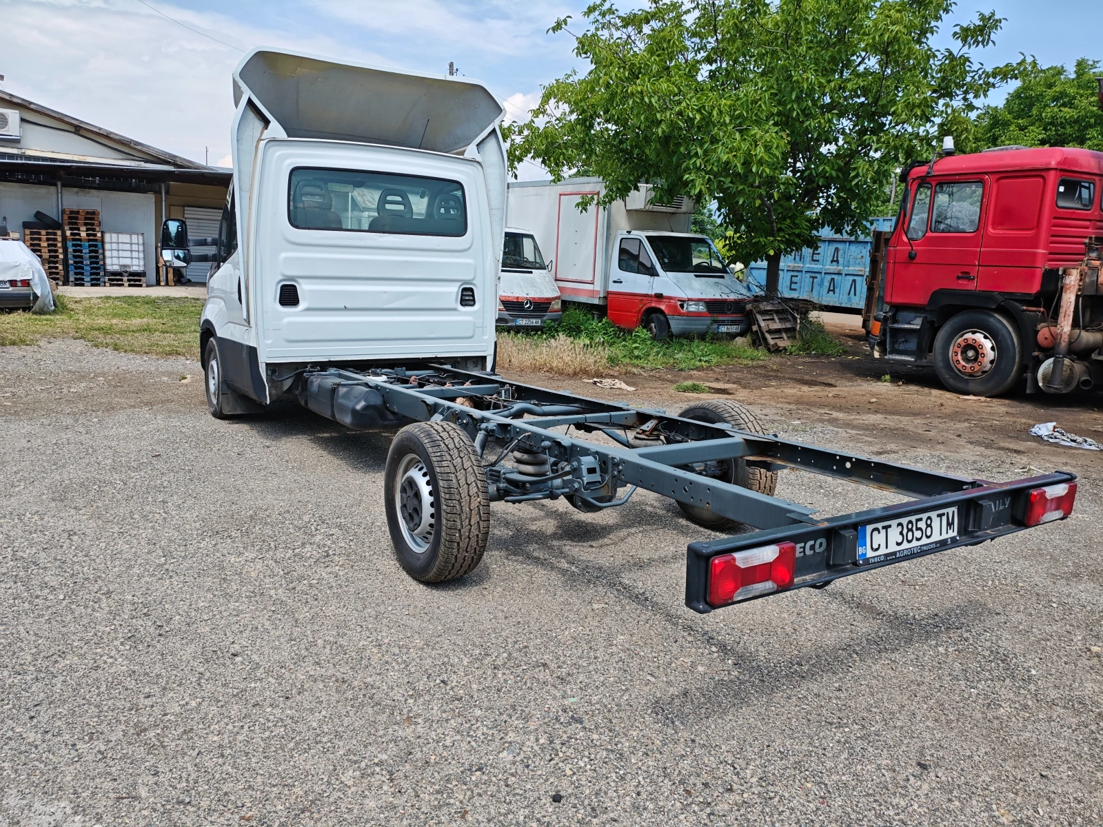 Iveco 35c18 3.0TDI, снимка 5 - Бусове и автобуси - 54868655