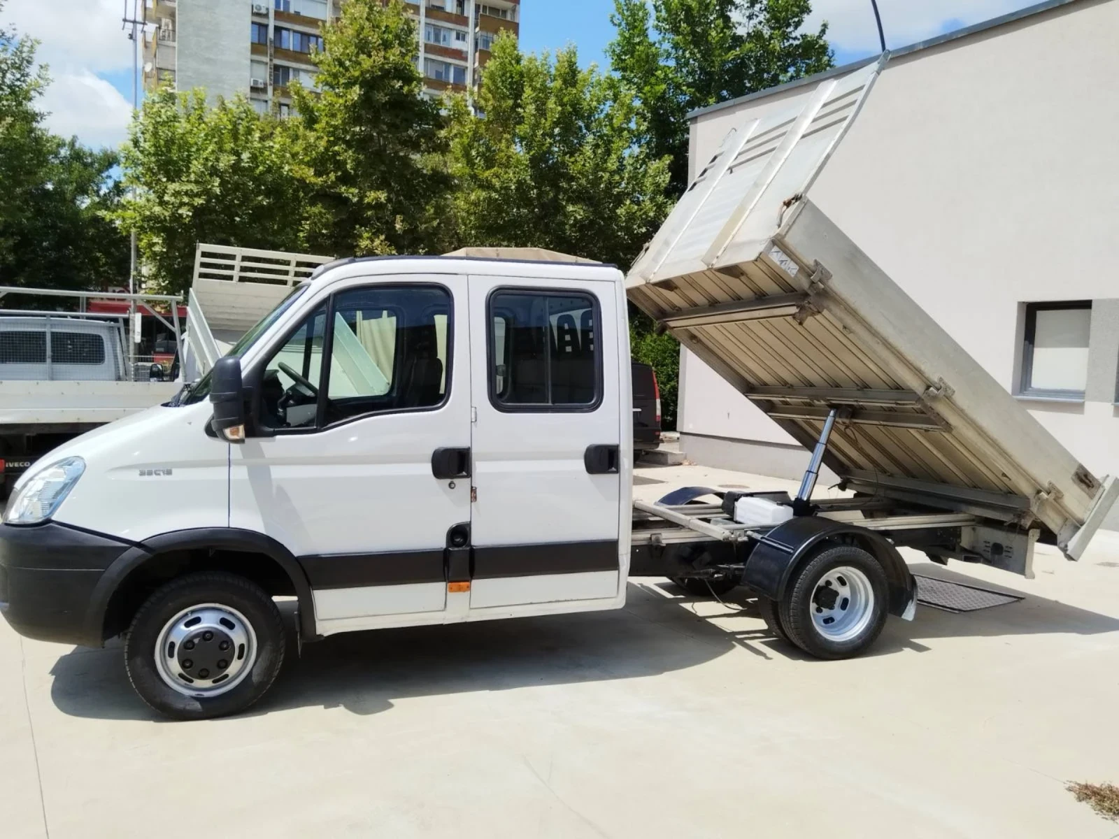 Iveco 35c15 3.0HPI швейцарски, снимка 5 - Бусове и автобуси - 55394780