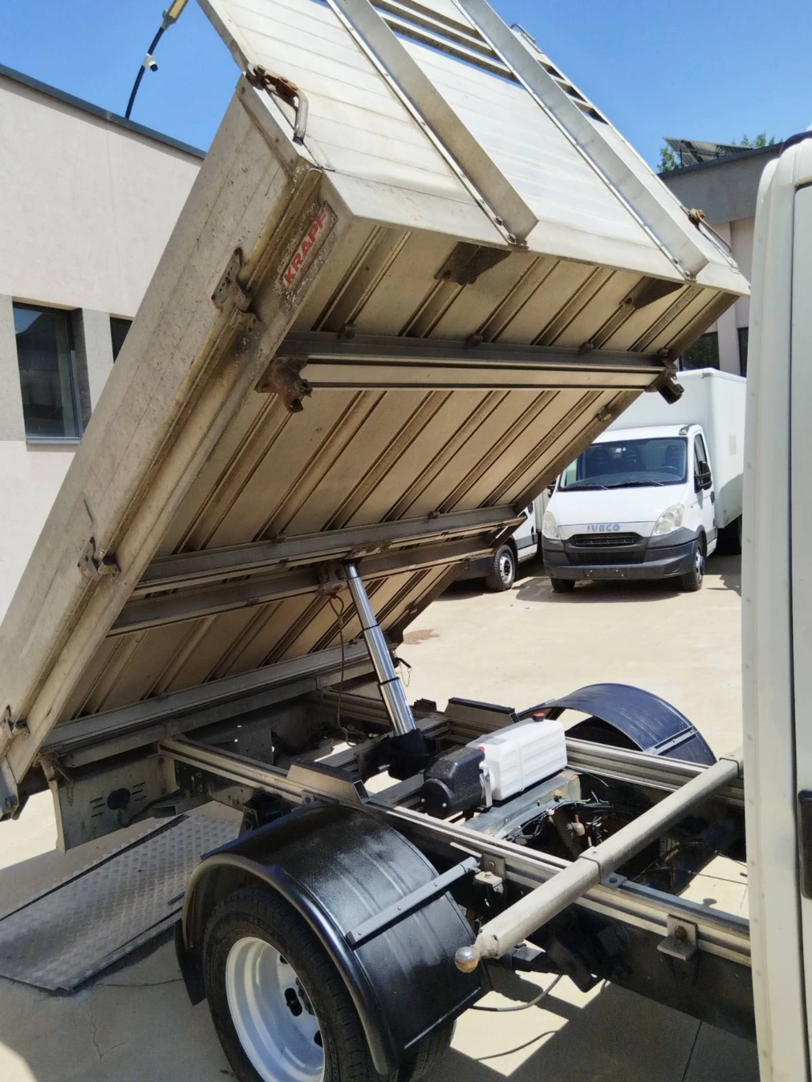 Iveco 35c15 3.0HPI швейцарски, снимка 9 - Бусове и автобуси - 55394780