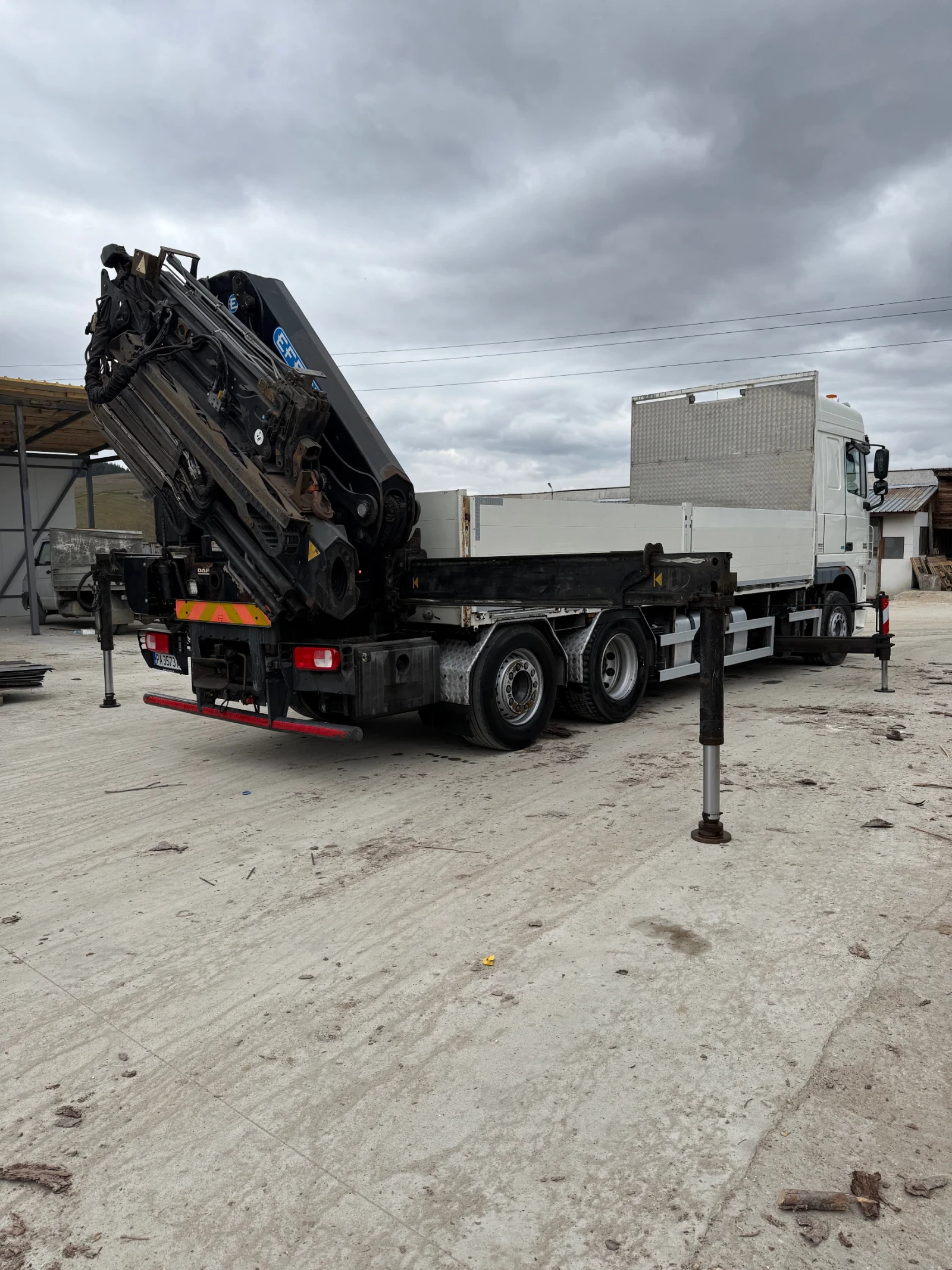 Daf XF 105 Кран EFFER 315/6S 28 метра , снимка 9 - Камиони - 53937156