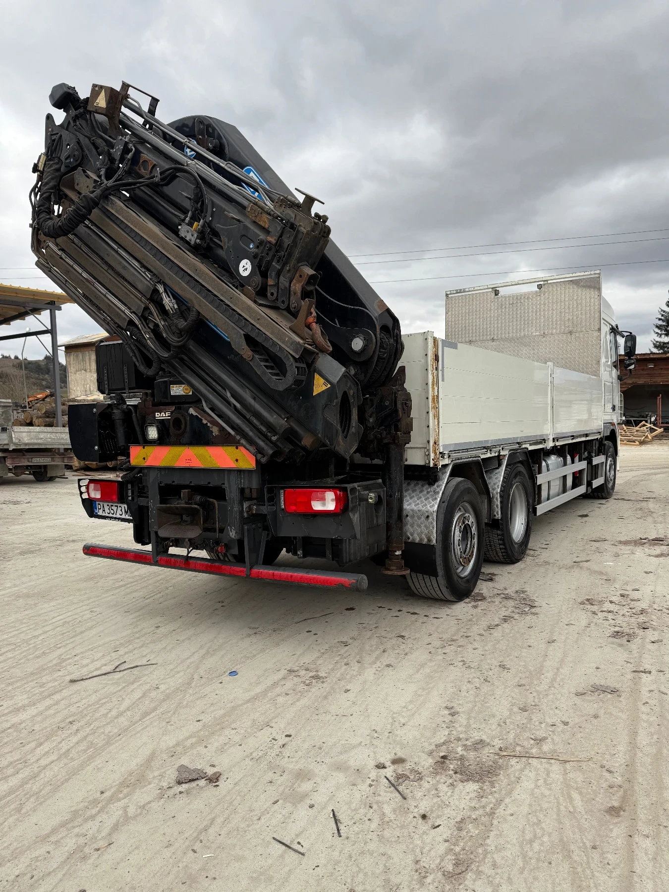 Daf XF 105 Кран EFFER 315/6S 28 метра , снимка 4 - Камиони - 53937156