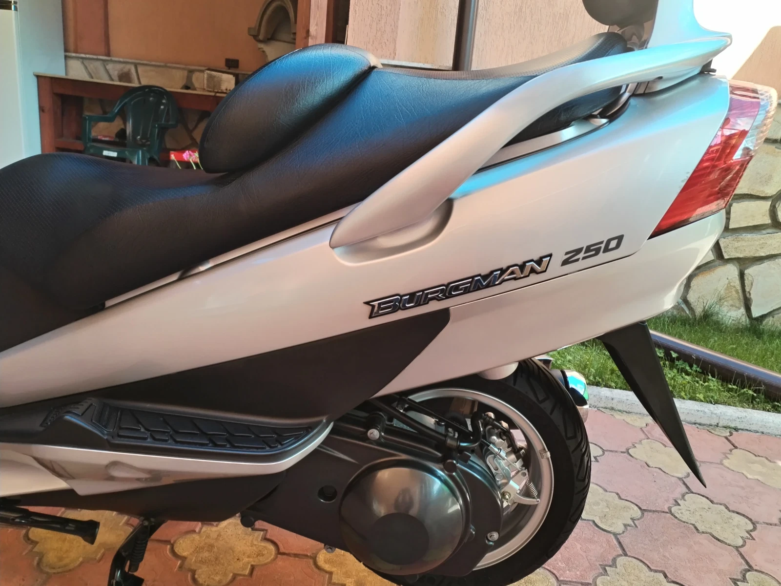 Suzuki Burgman 250i Като чисто нов!!! , снимка 8 - Мотоциклети и мототехника - 54597054
