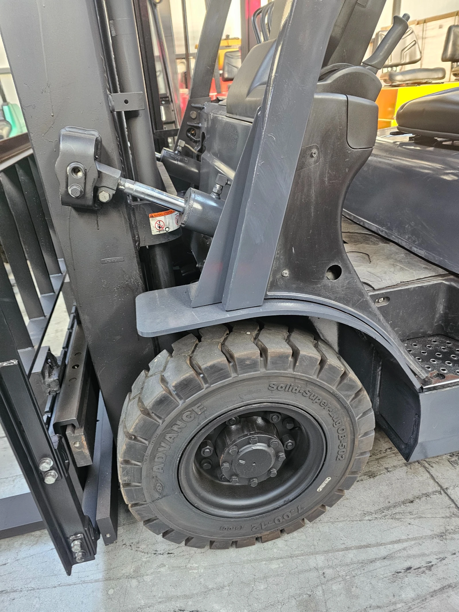  Nissan 2  | Mobile.bg   4