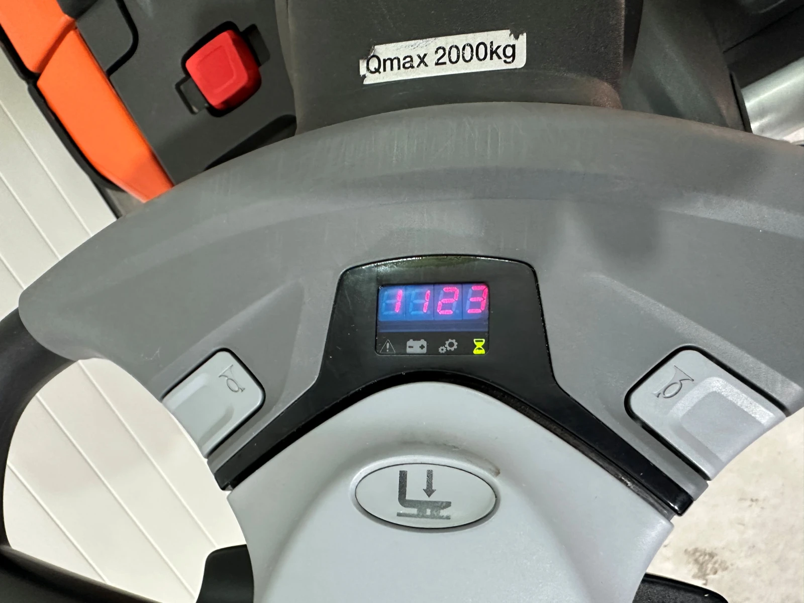Електрокар Toyota LPE200, снимка 4 - Индустриална техника - 55008935