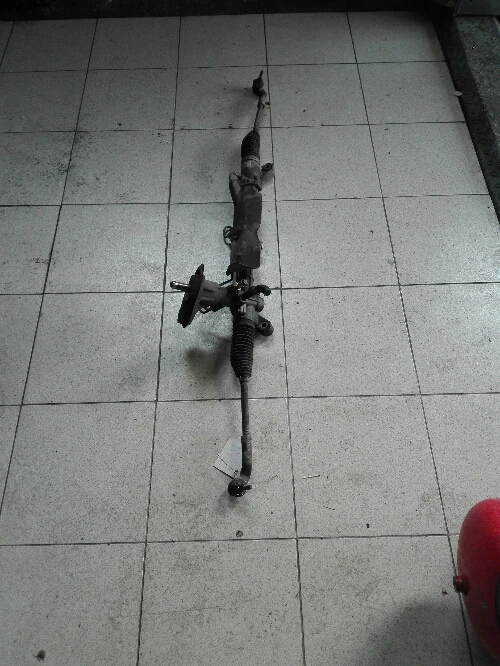 кормилна рейка за мазда 3