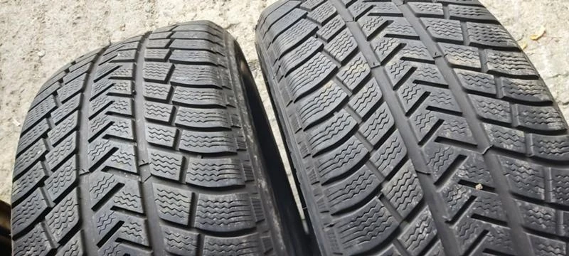 Гуми Зимни 255/50R18, снимка 2 - Гуми и джанти - 35123149