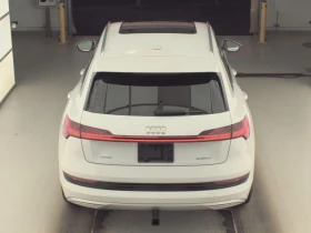 Audi E-Tron Premium, снимка 5