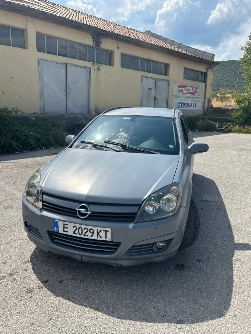 Opel Astra, снимка 1 - Автомобили и джипове - 46365395