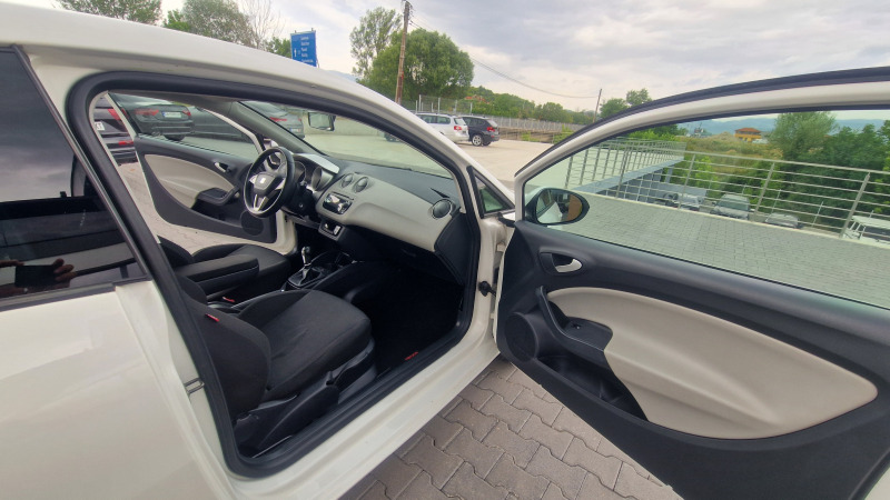 Seat Ibiza ЛИЗИНГ, снимка 10 - Автомобили и джипове - 46445111