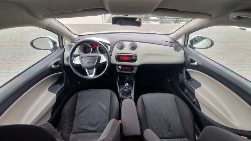 Seat Ibiza ЛИЗИНГ, снимка 13 - Автомобили и джипове - 46445111