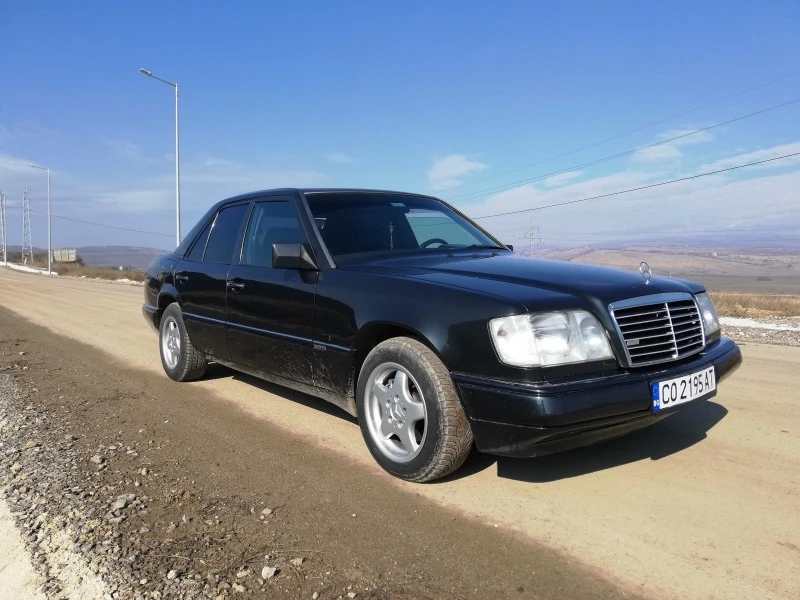 Mercedes-Benz 124 124, снимка 2 - Автомобили и джипове - 46920623